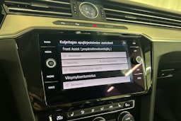 Valkoinen Volkswagen PASSAT 2018 kuva 25.