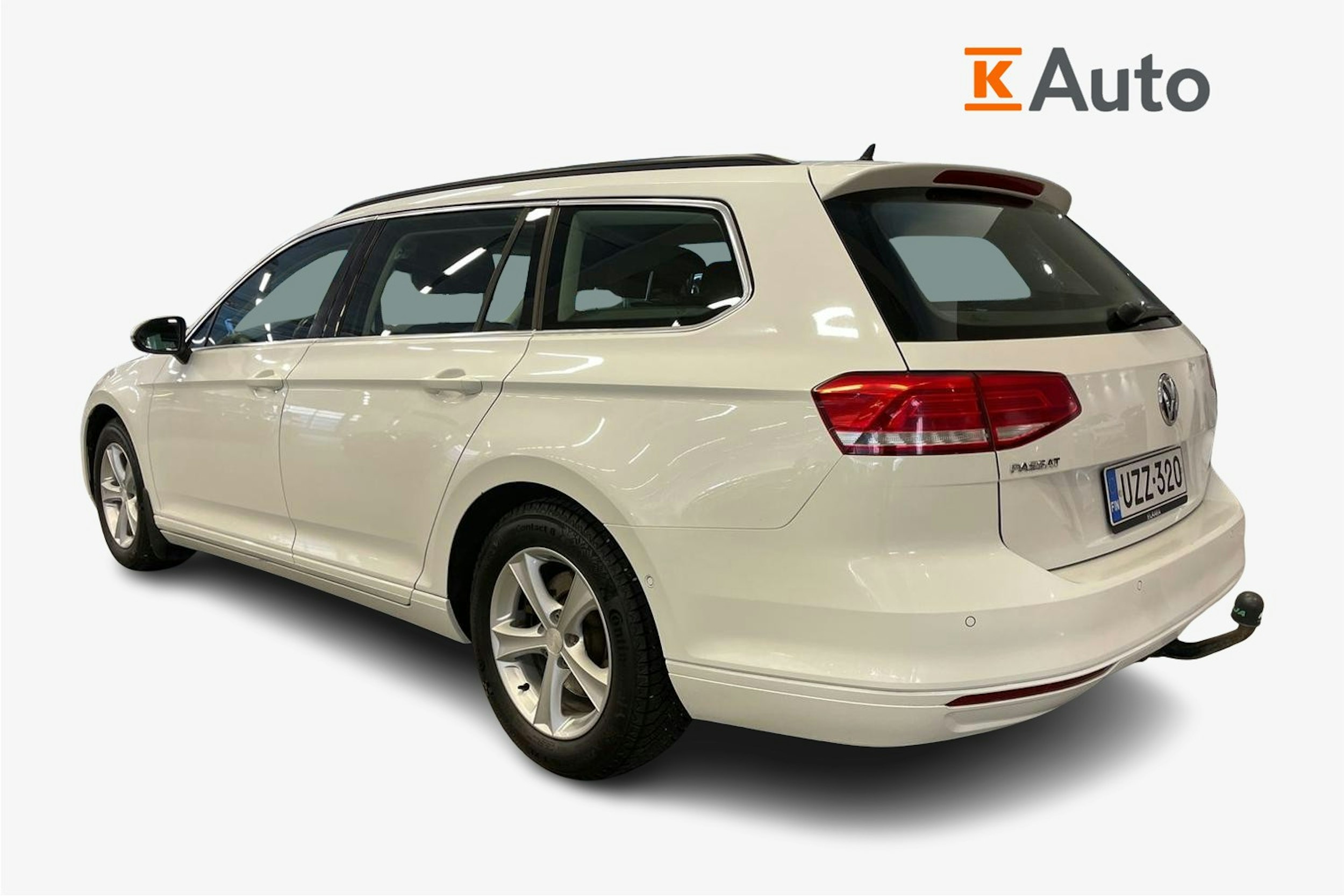 valkoinen Volkswagen Passat 2018 kuva 2.