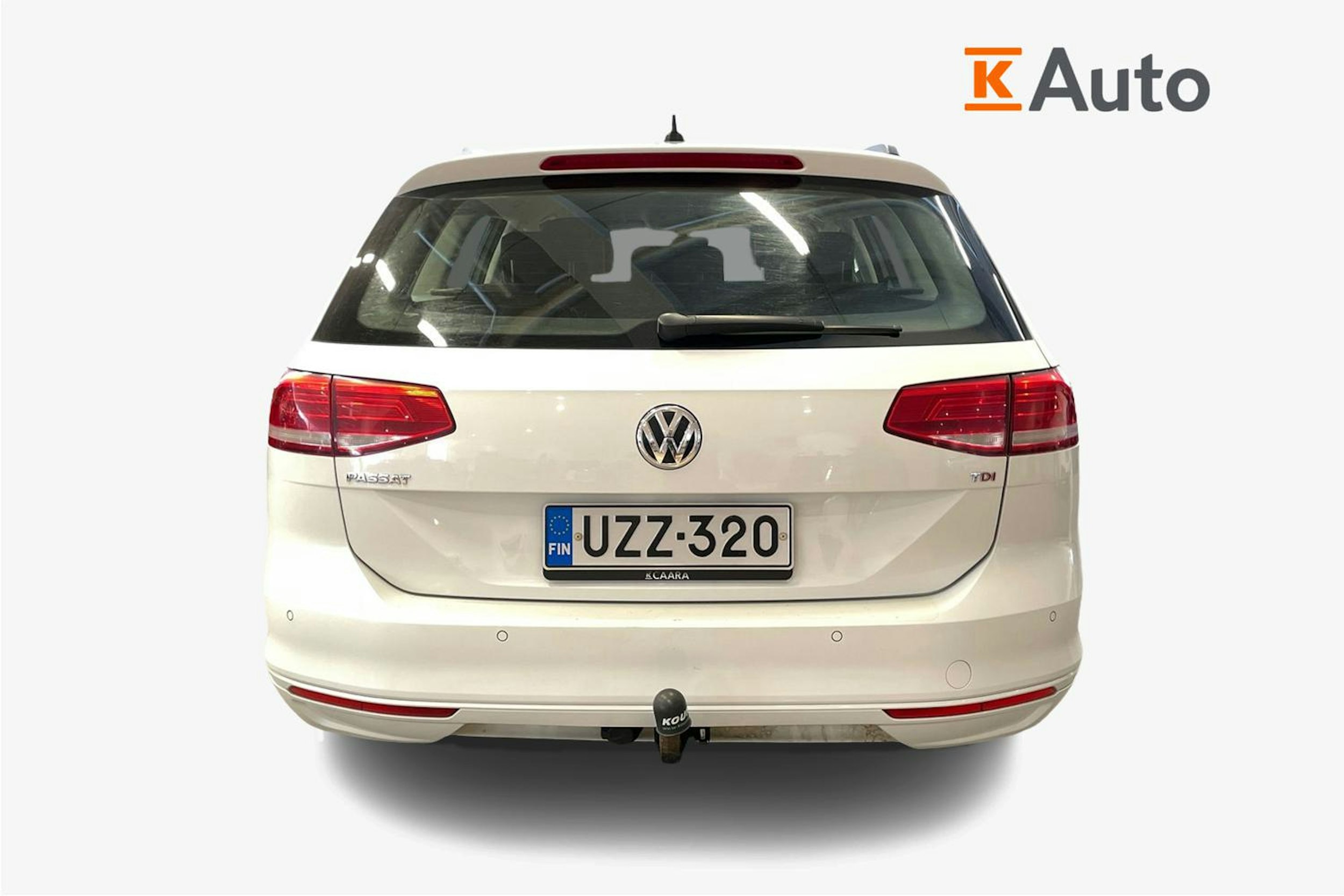 valkoinen Volkswagen Passat 2018 kuva 3.