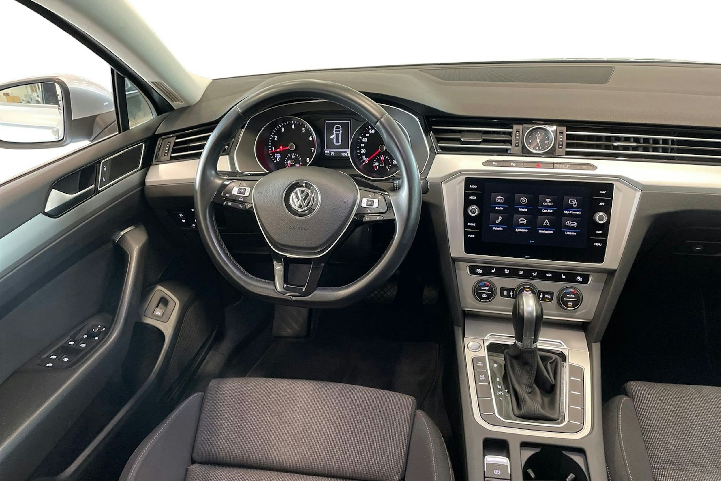 hopea Volkswagen Passat 2018 kuva 7.