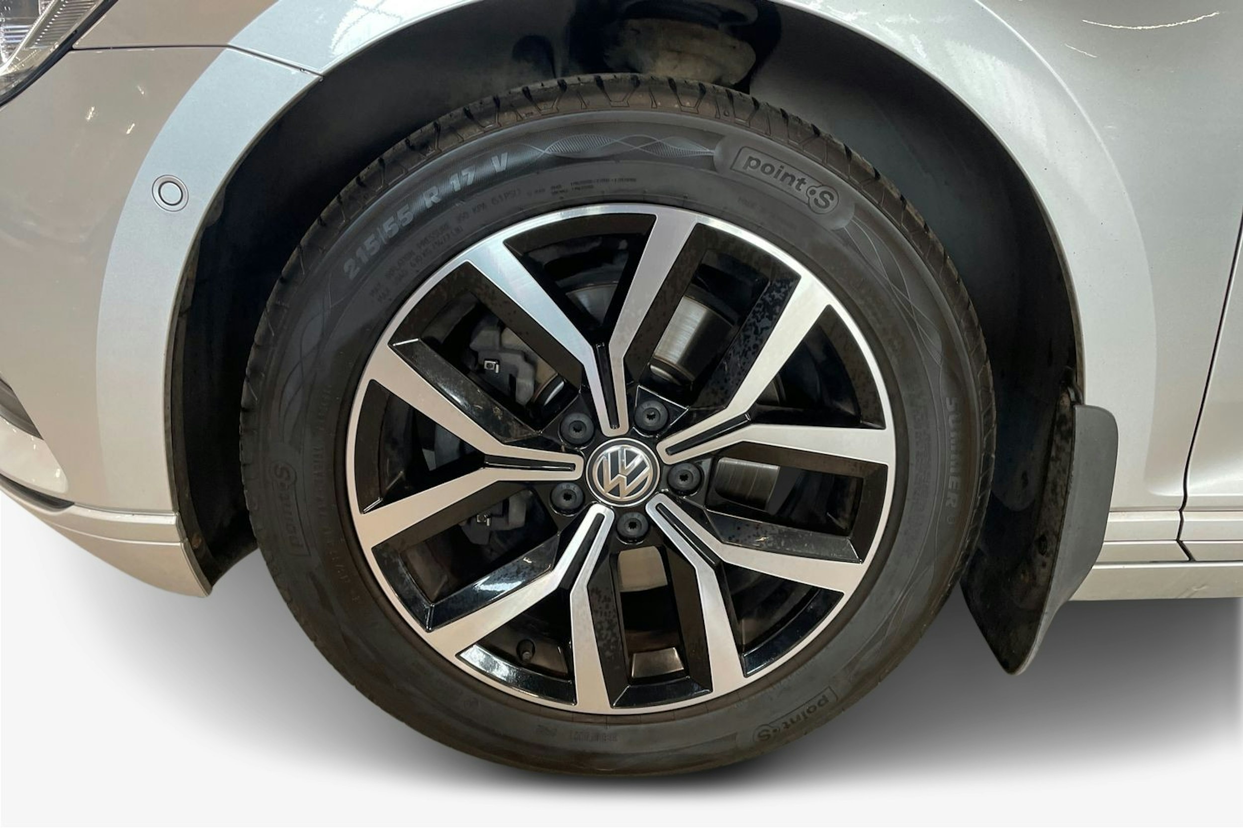 hopea Volkswagen Passat 2018 kuva 9.