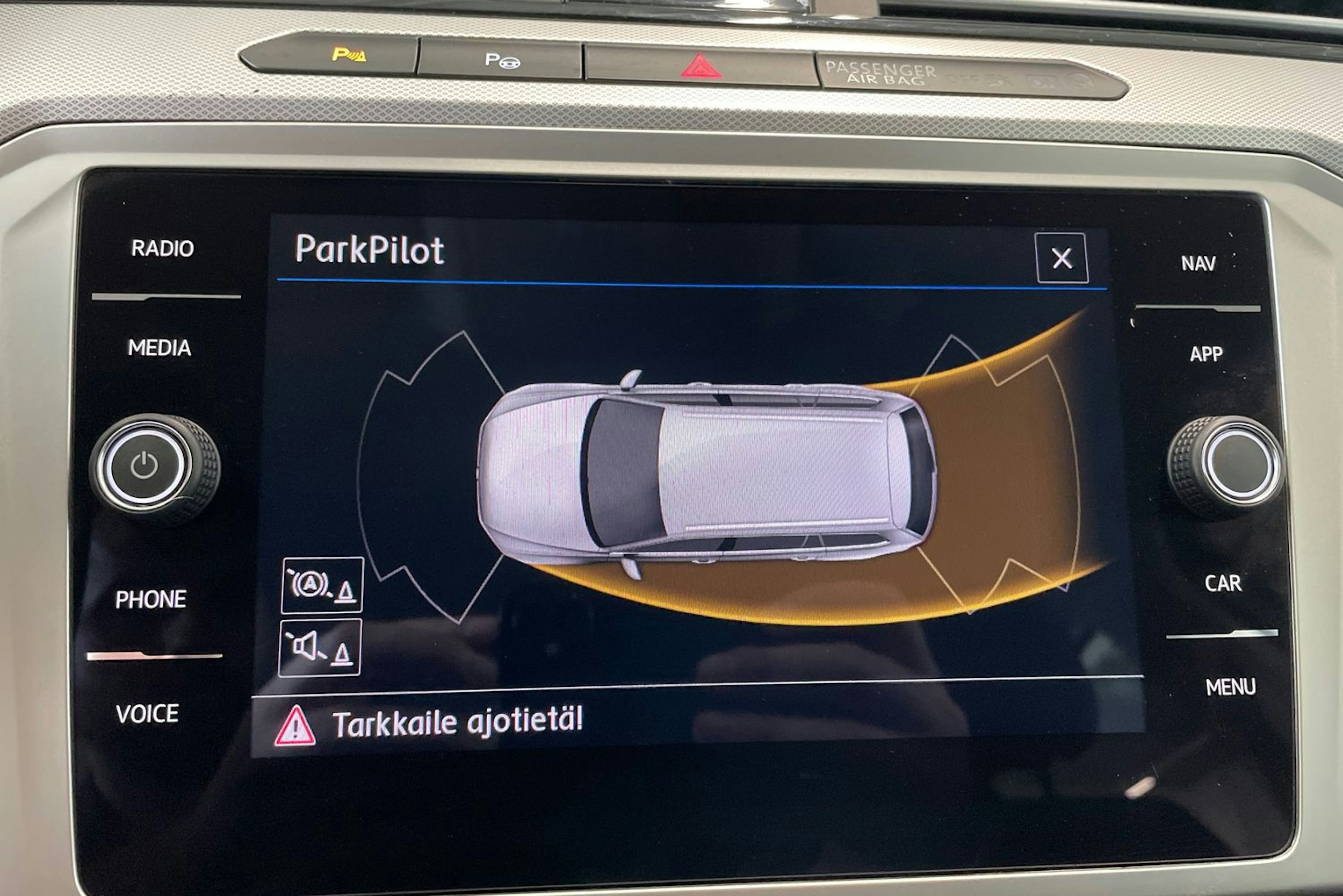 hopea Volkswagen Passat 2018 kuva 21.