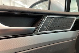 hopea Volkswagen Passat 2018 kuva 33.