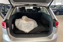 hopea Volkswagen Passat 2018 kuva 35.
