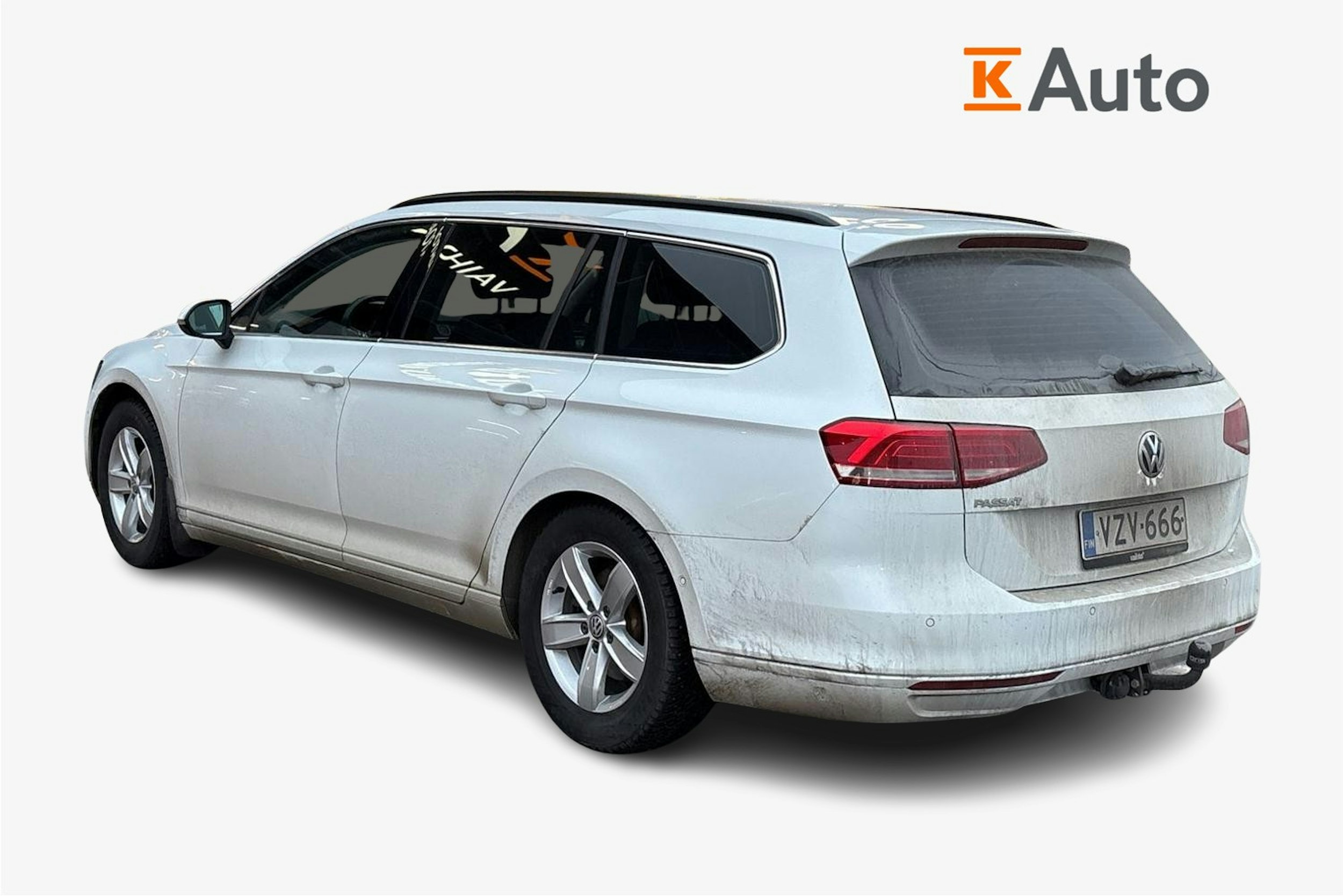 valkoinen Volkswagen Passat 2018 kuva 2.