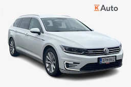 Valkoinen Volkswagen PASSAT 2018 kuva 1.