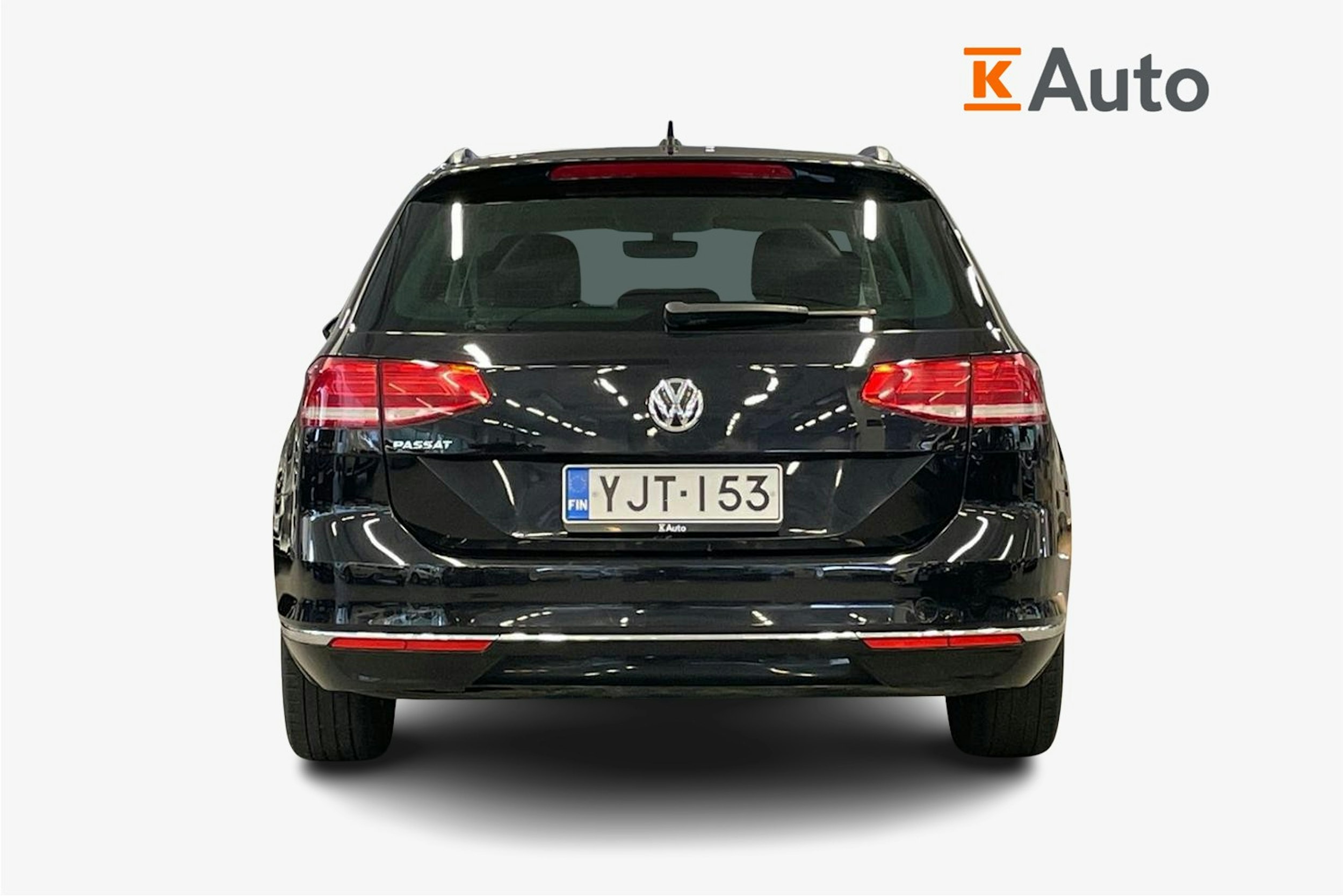 Musta Volkswagen PASSAT 2018 kuva 3.