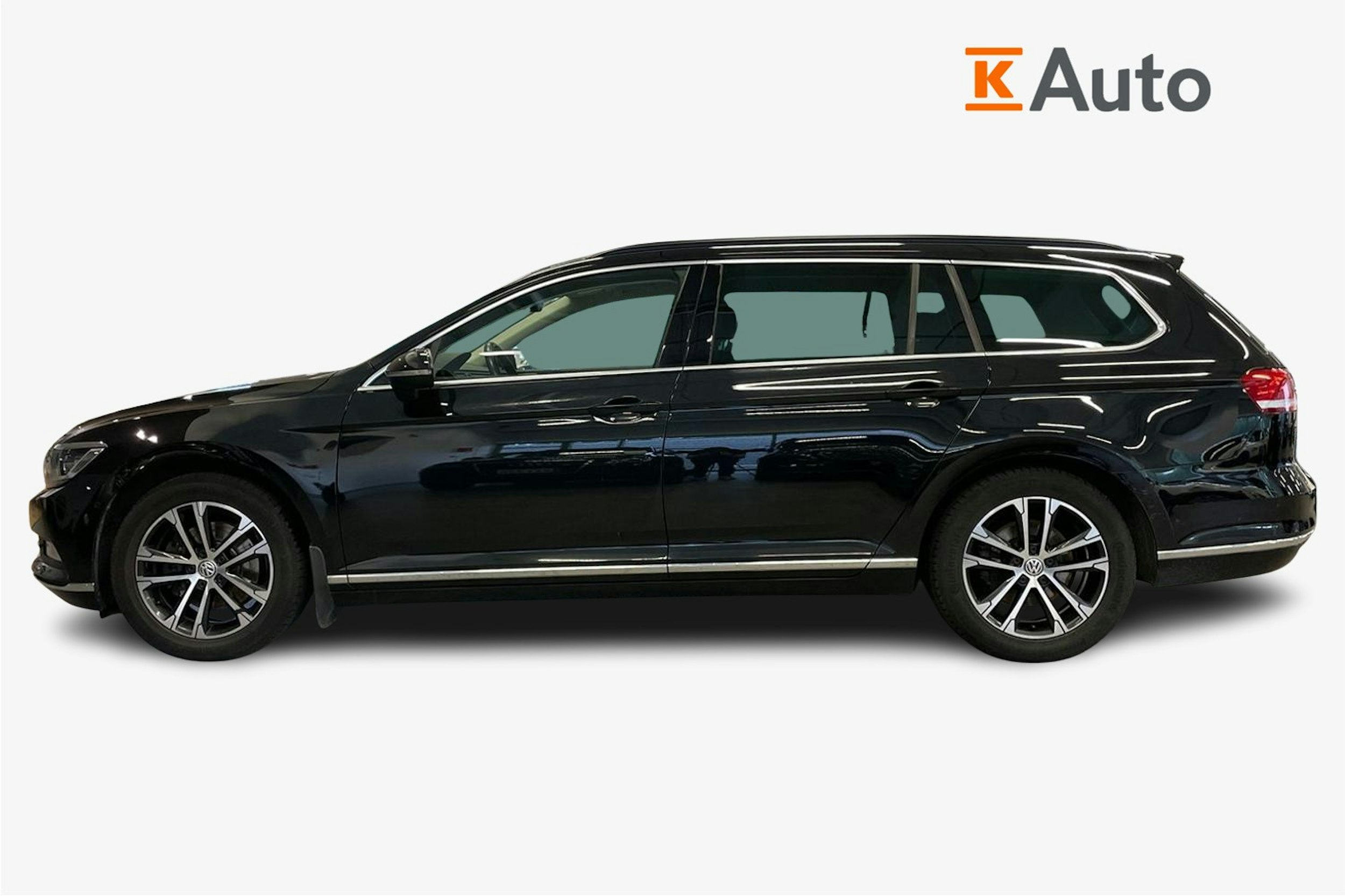 Musta Volkswagen PASSAT 2018 kuva 5.