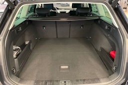 Musta Volkswagen PASSAT 2018 kuva 26.