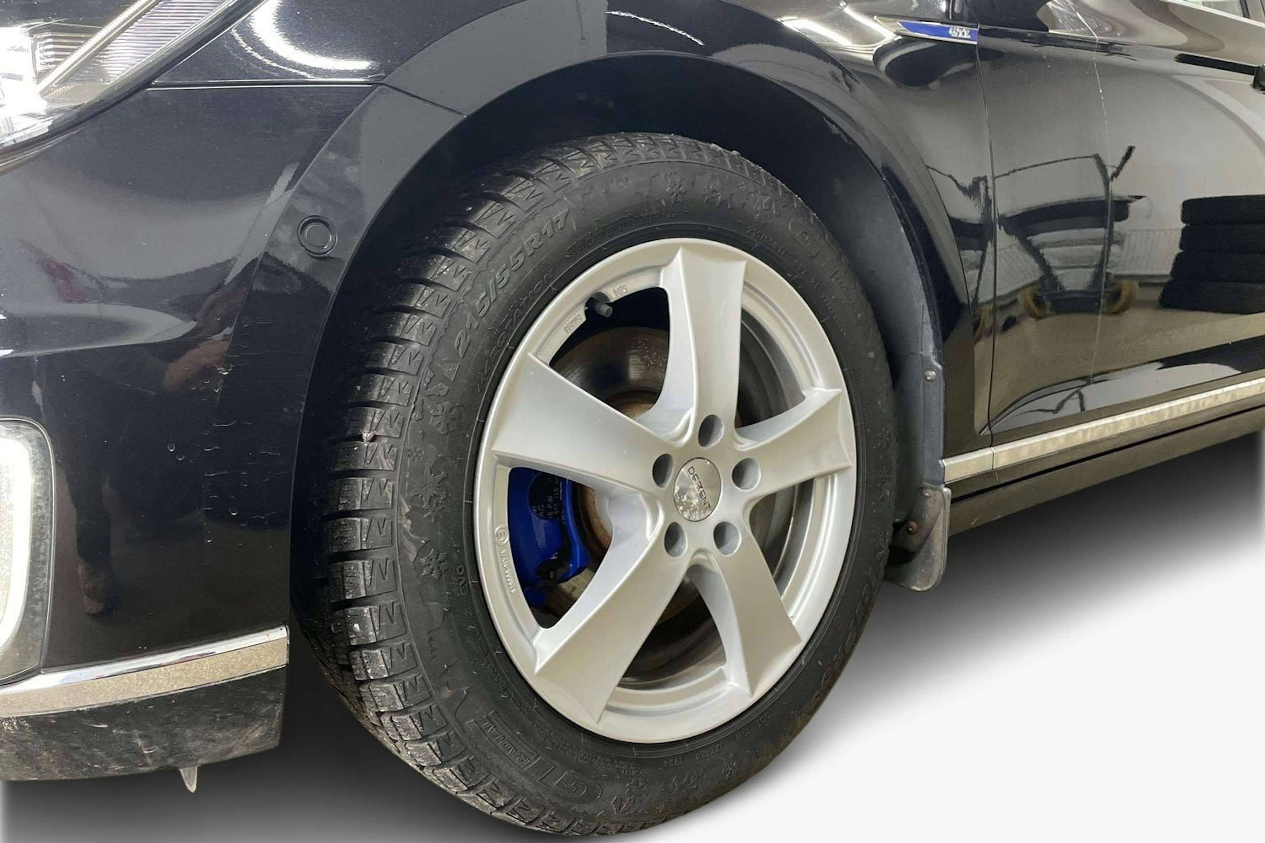 musta Volkswagen Passat 2018 kuva 9.