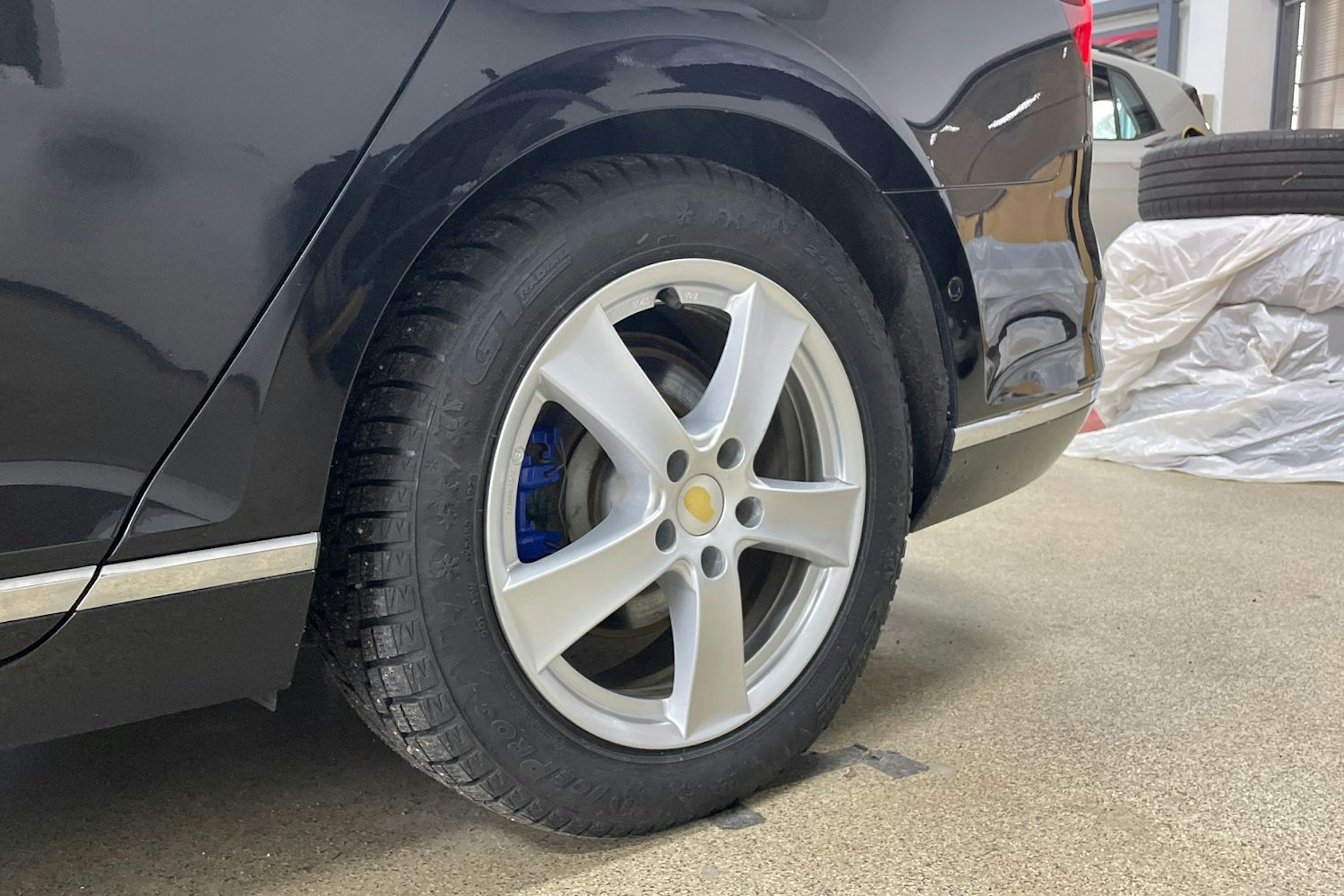 musta Volkswagen Passat 2018 kuva 10.