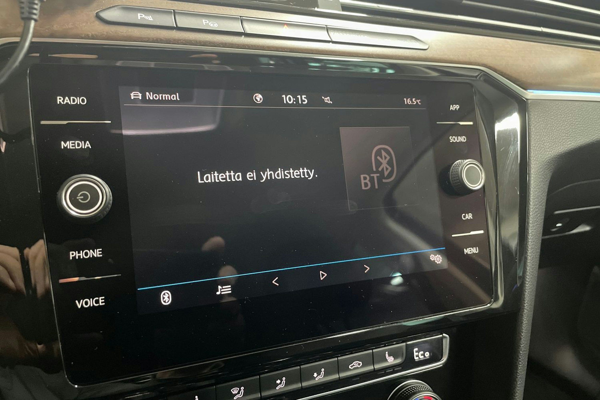 musta Volkswagen Passat 2018 kuva 13.