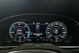 musta Volkswagen Passat 2018 kuva 15.