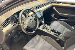 Harmaa Volkswagen PASSAT 2018 kuva 6.