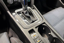Harmaa Volkswagen PASSAT 2018 kuva 18.