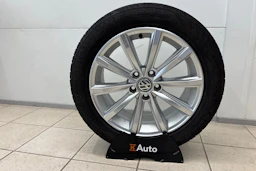 Harmaa Volkswagen PASSAT 2018 kuva 25.