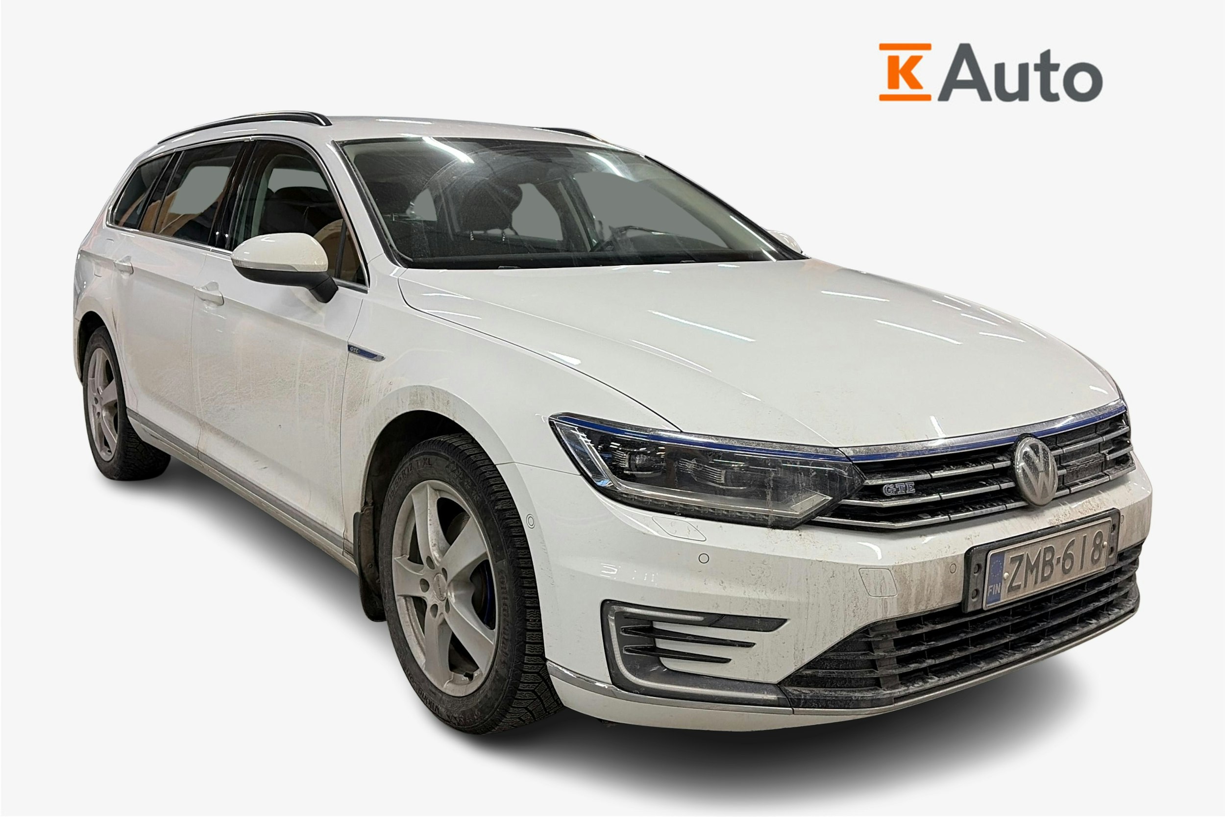 valkoinen Volkswagen Passat 2018 kuva 1.