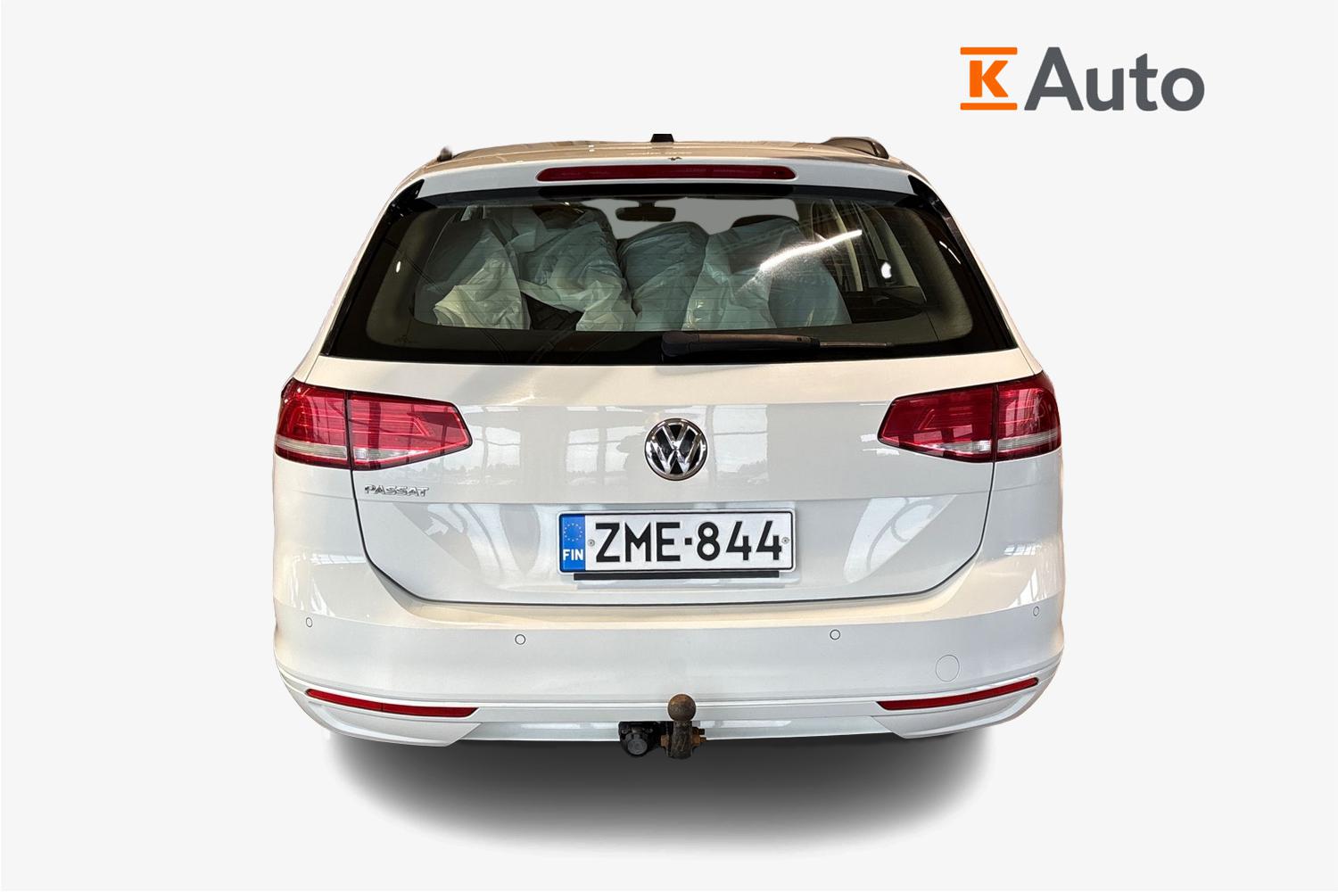 Volkswagen Passat 2018, photo 3/20