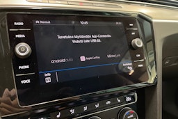 sininen Volkswagen Passat 2018 kuva 25.