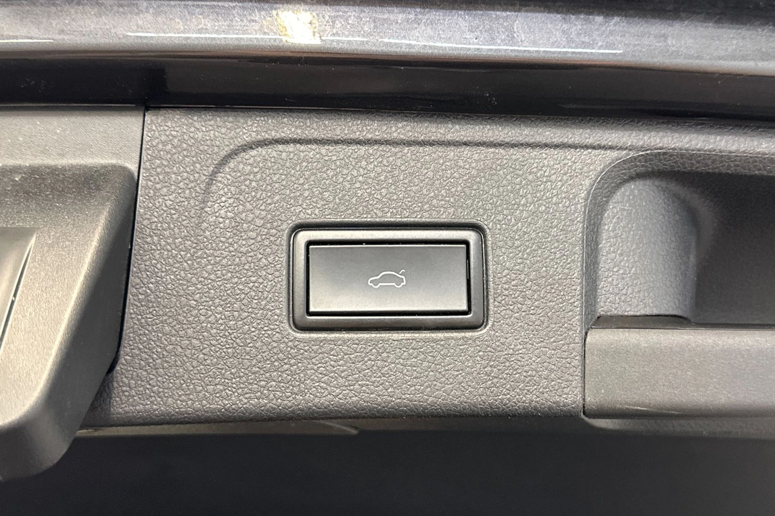 met. harmaa Volkswagen Passat 2018 kuva 14.
