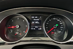 met. harmaa Volkswagen Passat 2018 kuva 20.