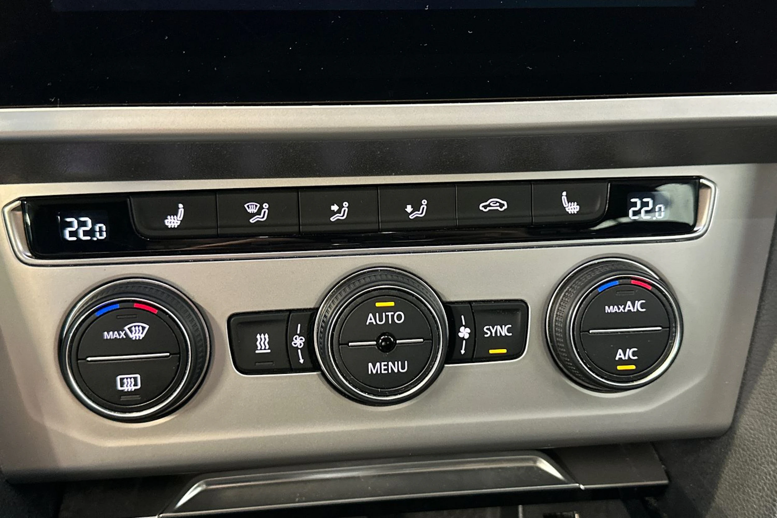met. harmaa Volkswagen Passat 2018 kuva 22.