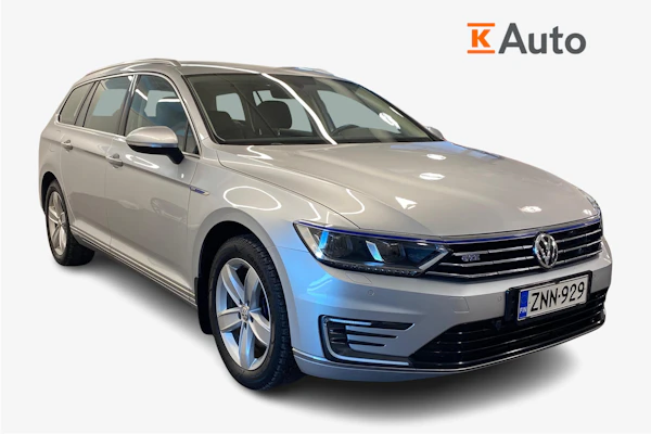 Volkswagen Passat Variant GTE Plug-In Hybrid 160 kW (218 hv) DSG-automaatti