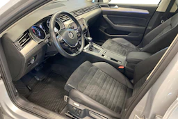 hopea Volkswagen Passat 2018 kuva 6.