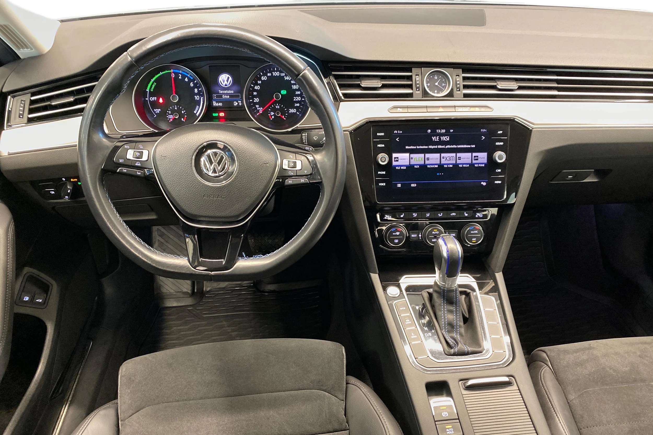 hopea Volkswagen Passat 2018 kuva 7.