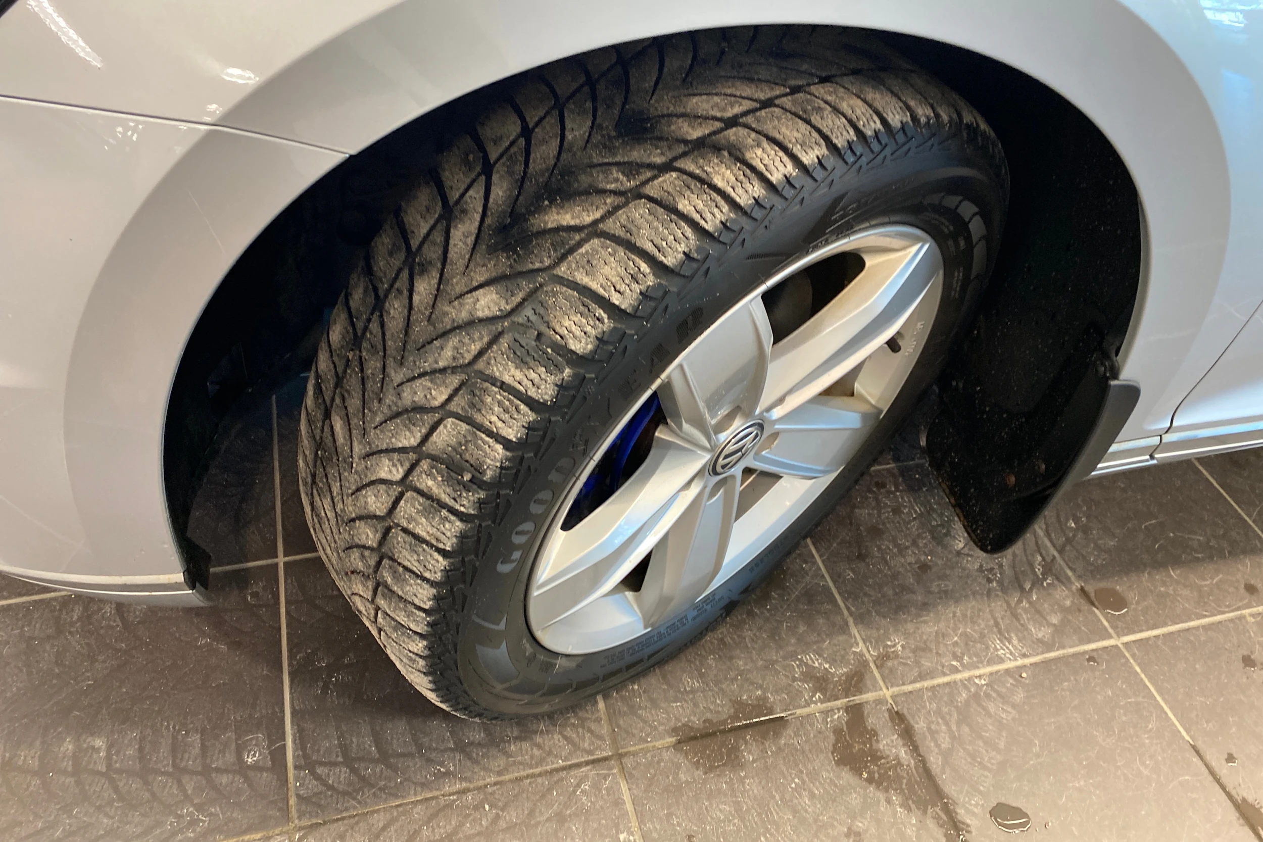 hopea Volkswagen Passat 2018 kuva 10.