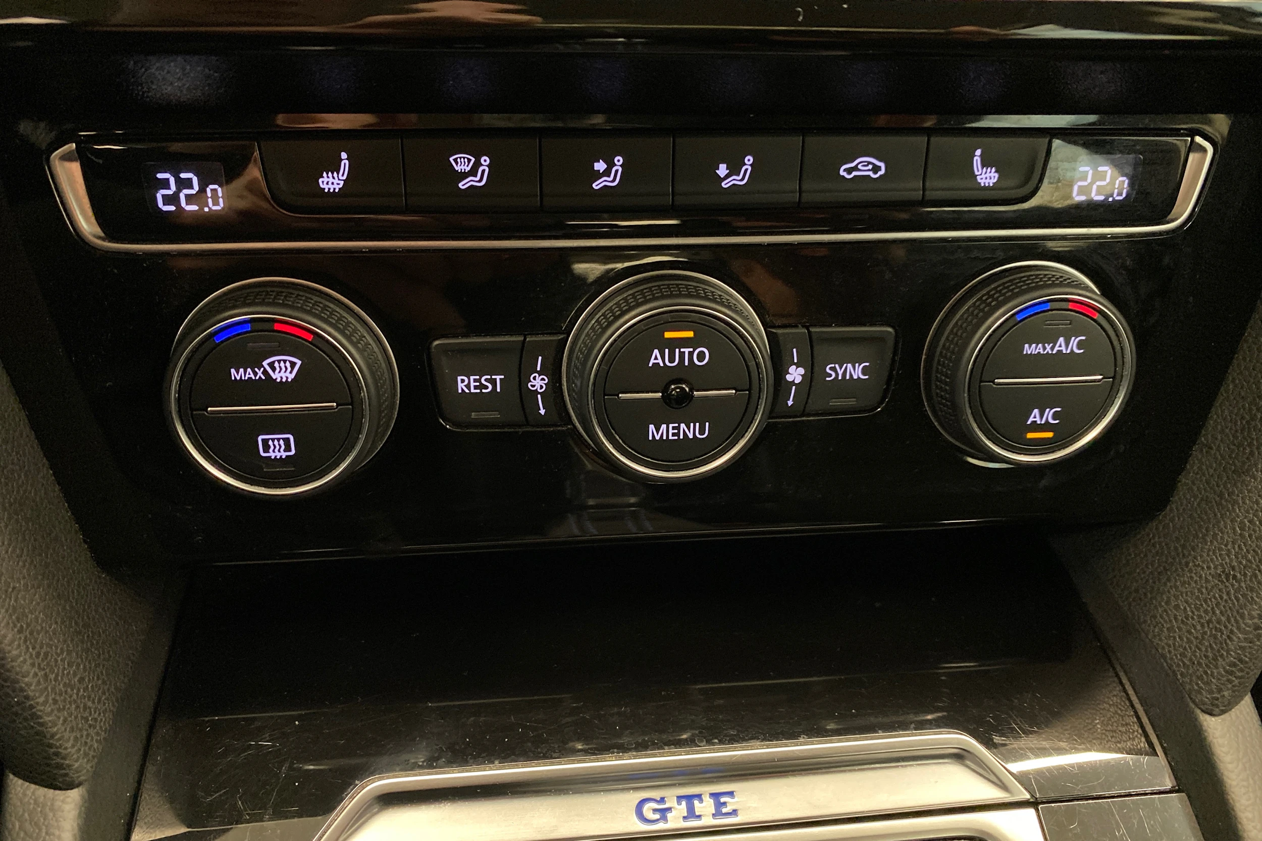 hopea Volkswagen Passat 2018 kuva 12.