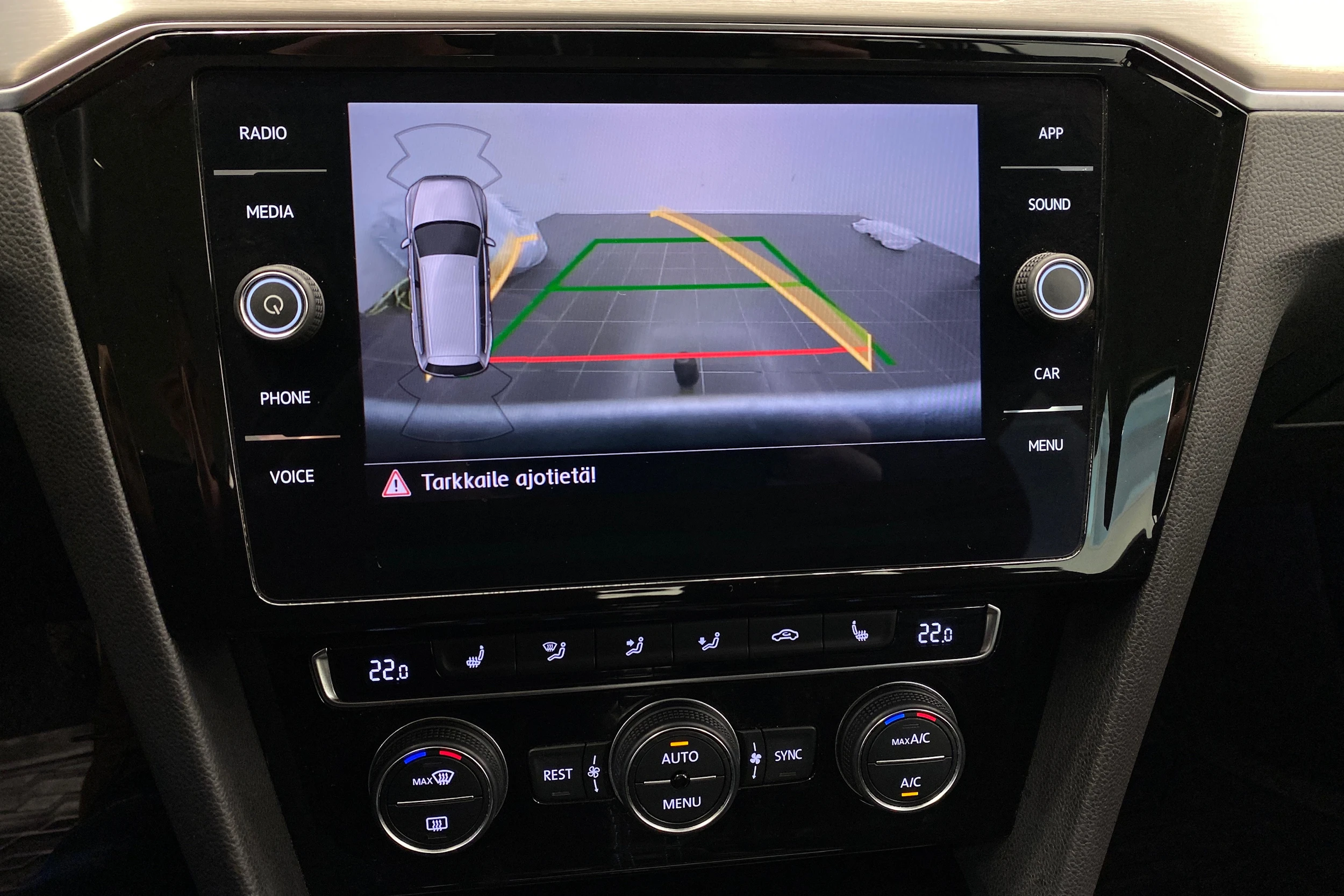 hopea Volkswagen Passat 2018 kuva 13.