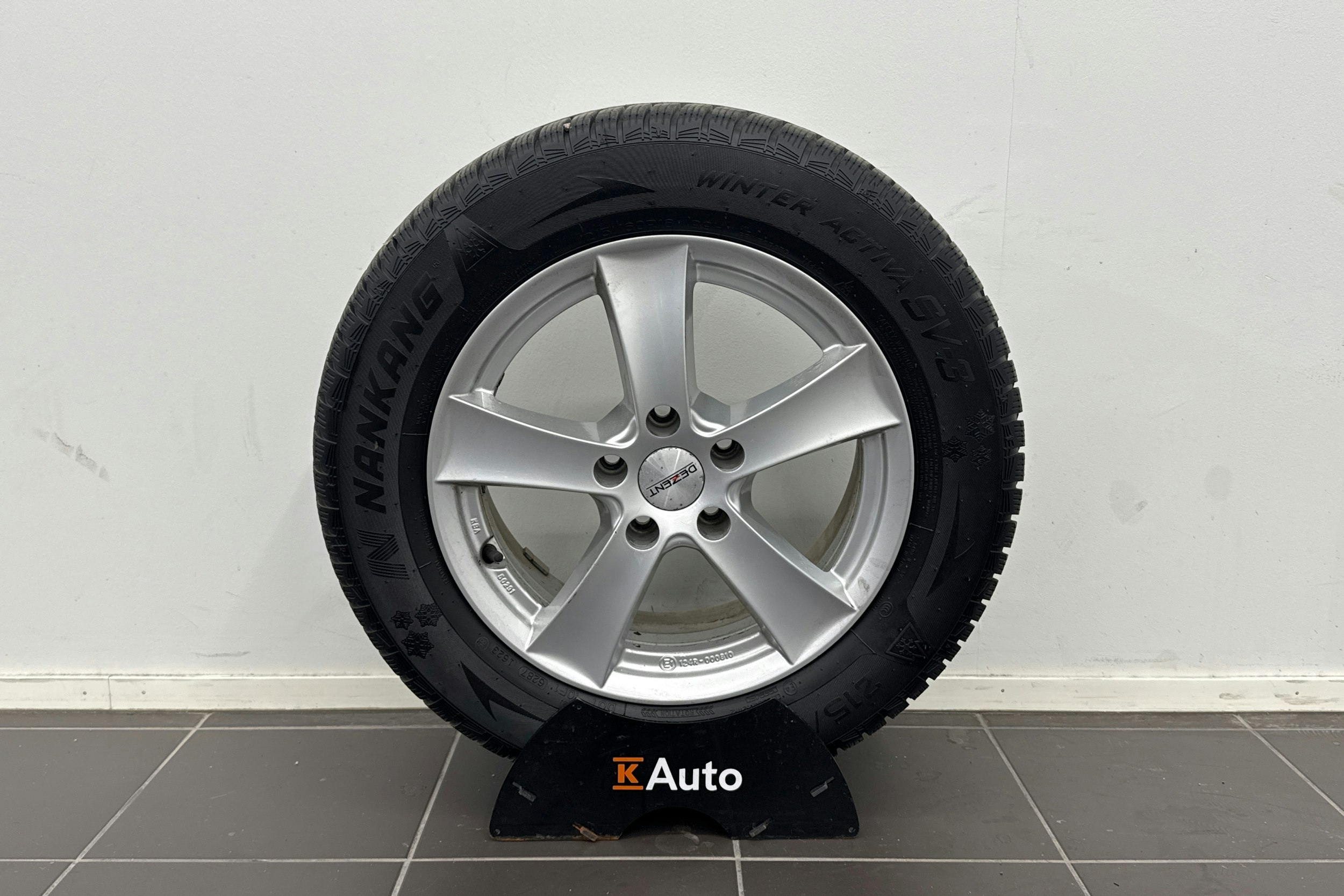 musta Volkswagen Passat 2018 kuva 29.