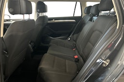 Harmaa Volkswagen PASSAT 2019 kuva 10.