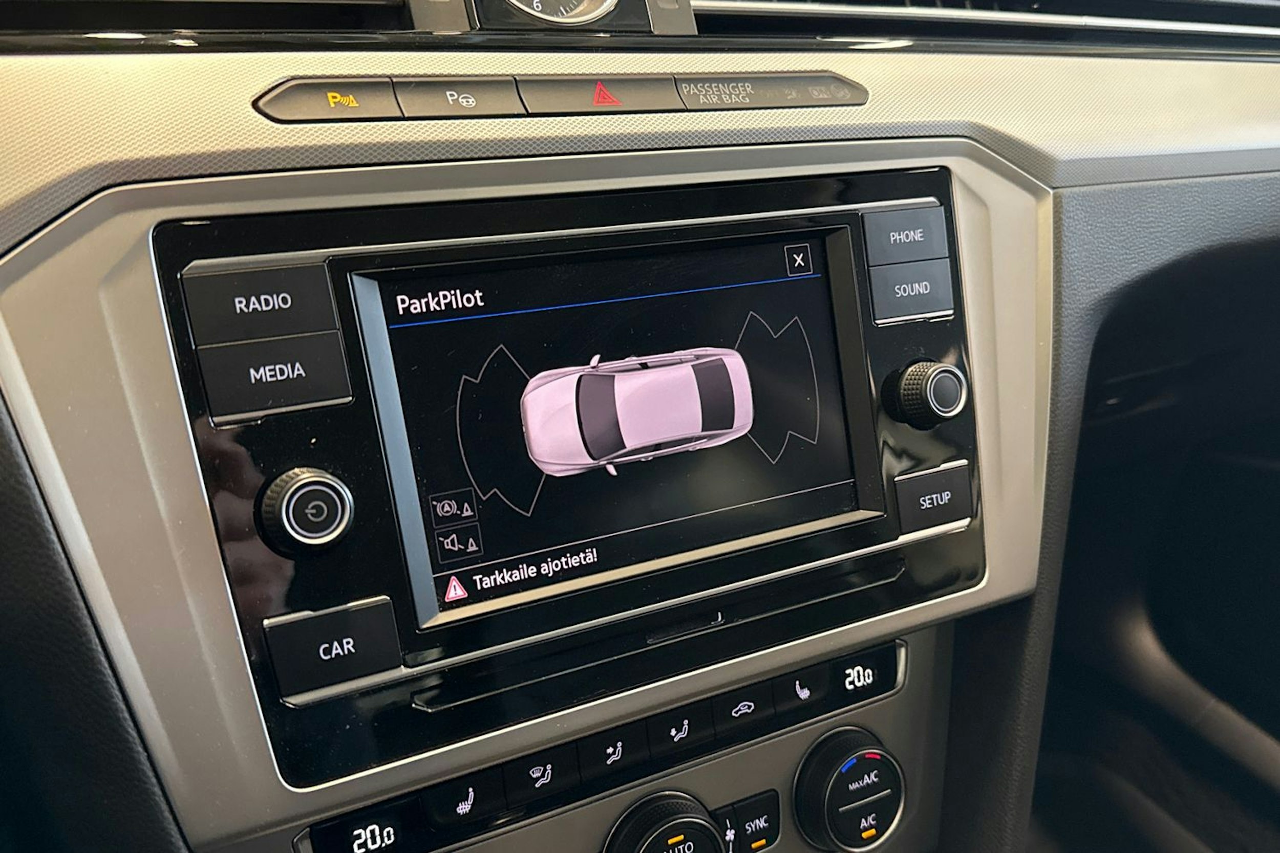 hopea Volkswagen Passat 2019 kuva 22.