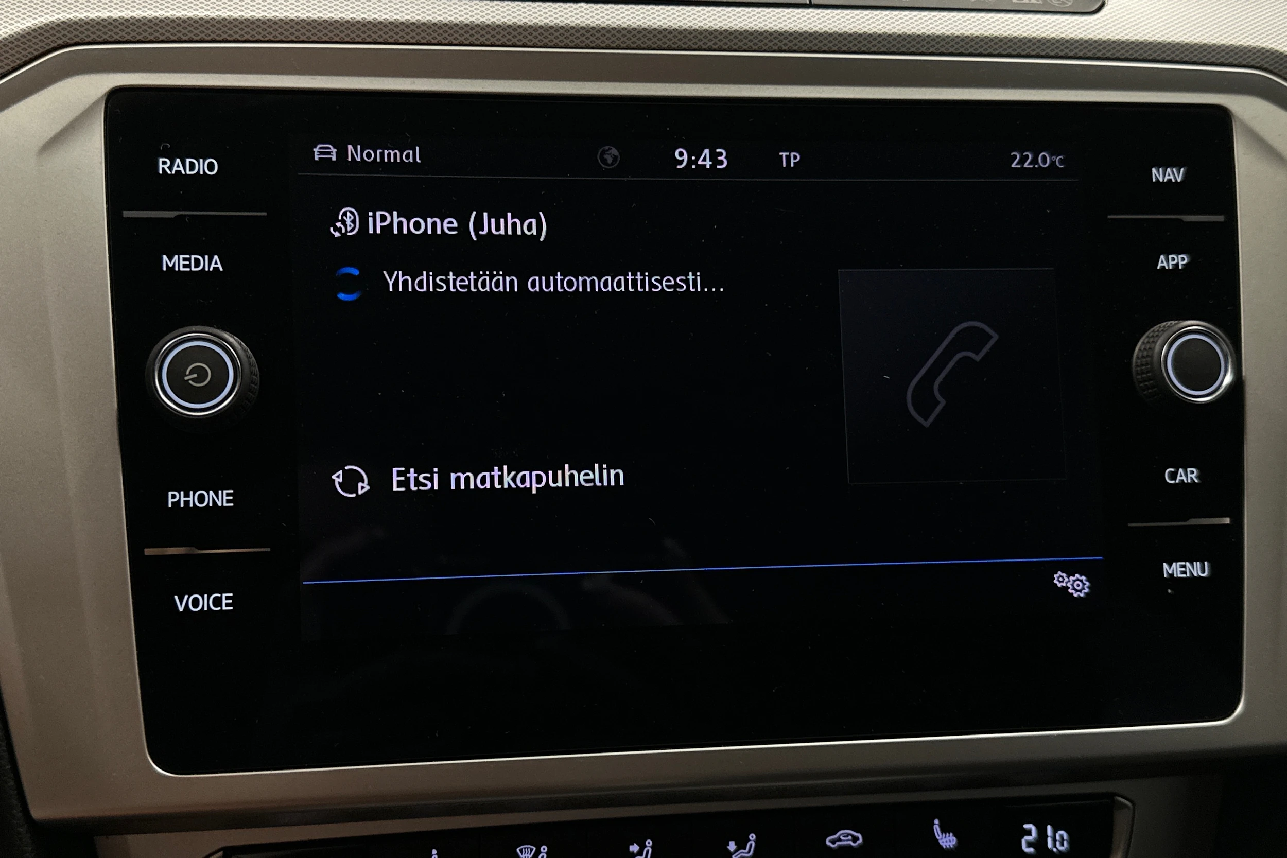harmaa Volkswagen Passat 2019 kuva 21.