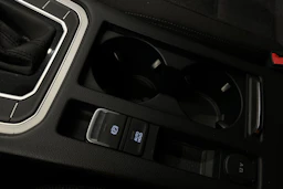 harmaa Volkswagen Passat 2019 kuva 28.