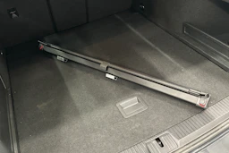 harmaa Volkswagen Passat 2019 kuva 31.