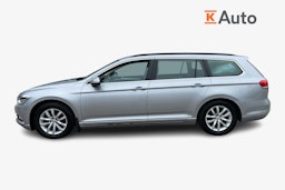 sininen Volkswagen Passat 2019 kuva 5.