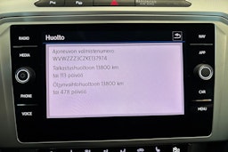 harmaa Volkswagen Passat 2019 kuva 16.