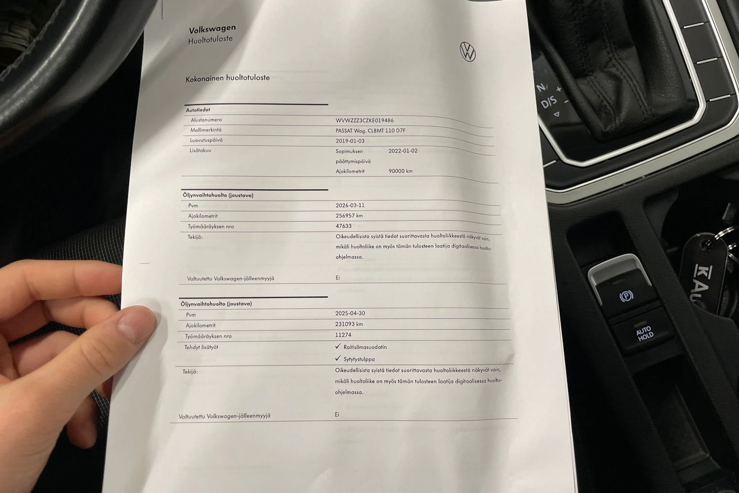 valkoinen Volkswagen Passat 2019 kuva 21.