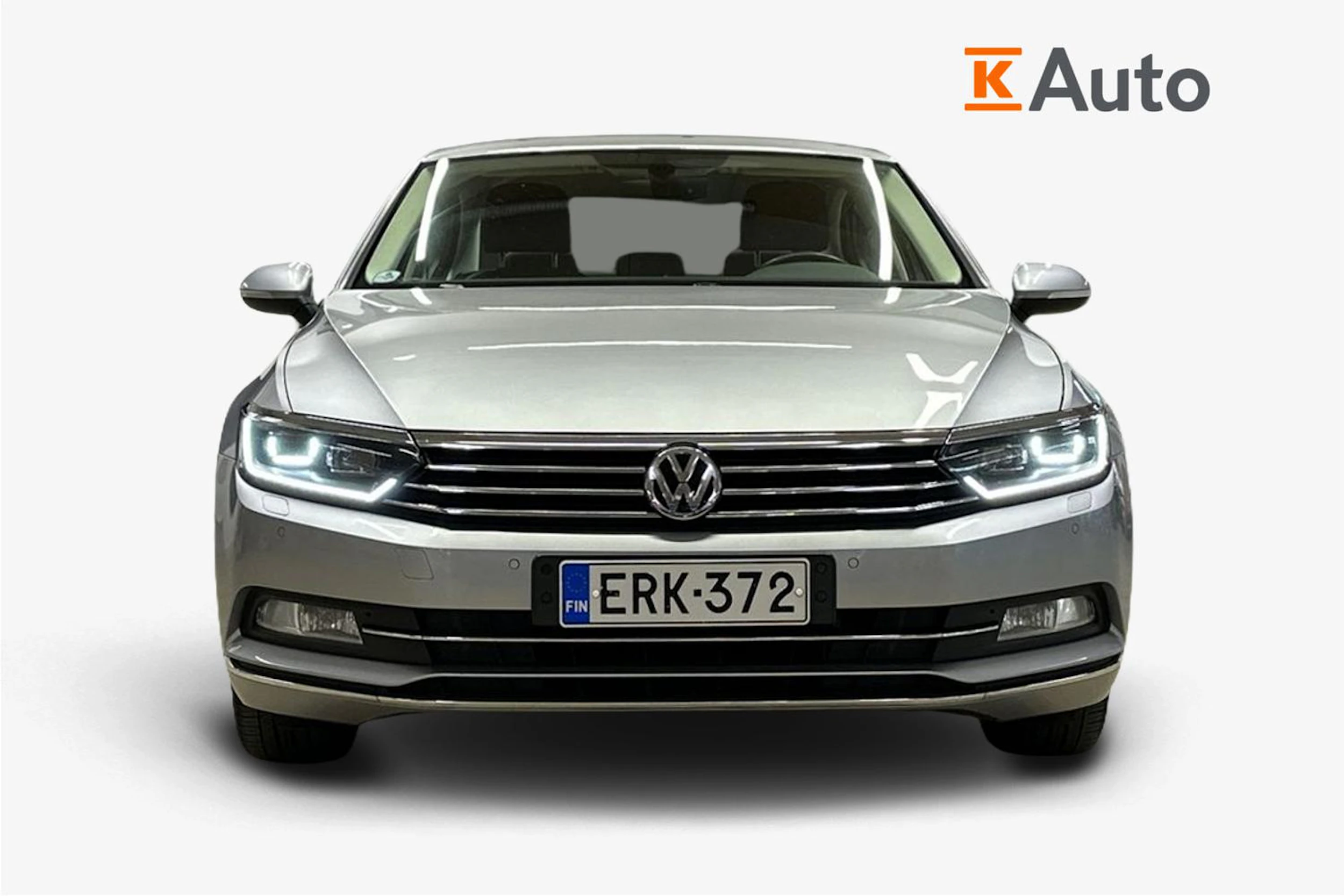 sininen Volkswagen Passat 2019 kuva 4.