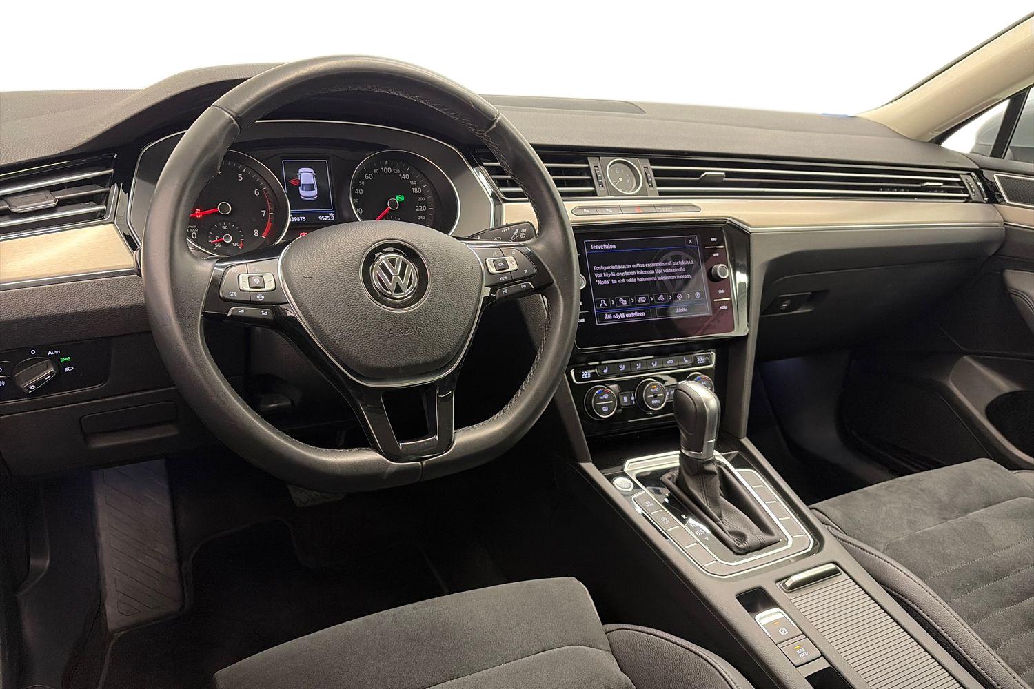 Volkswagen Passat 2019, kuva 6/27