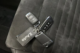 sininen Volkswagen Passat 2019 kuva 19.
