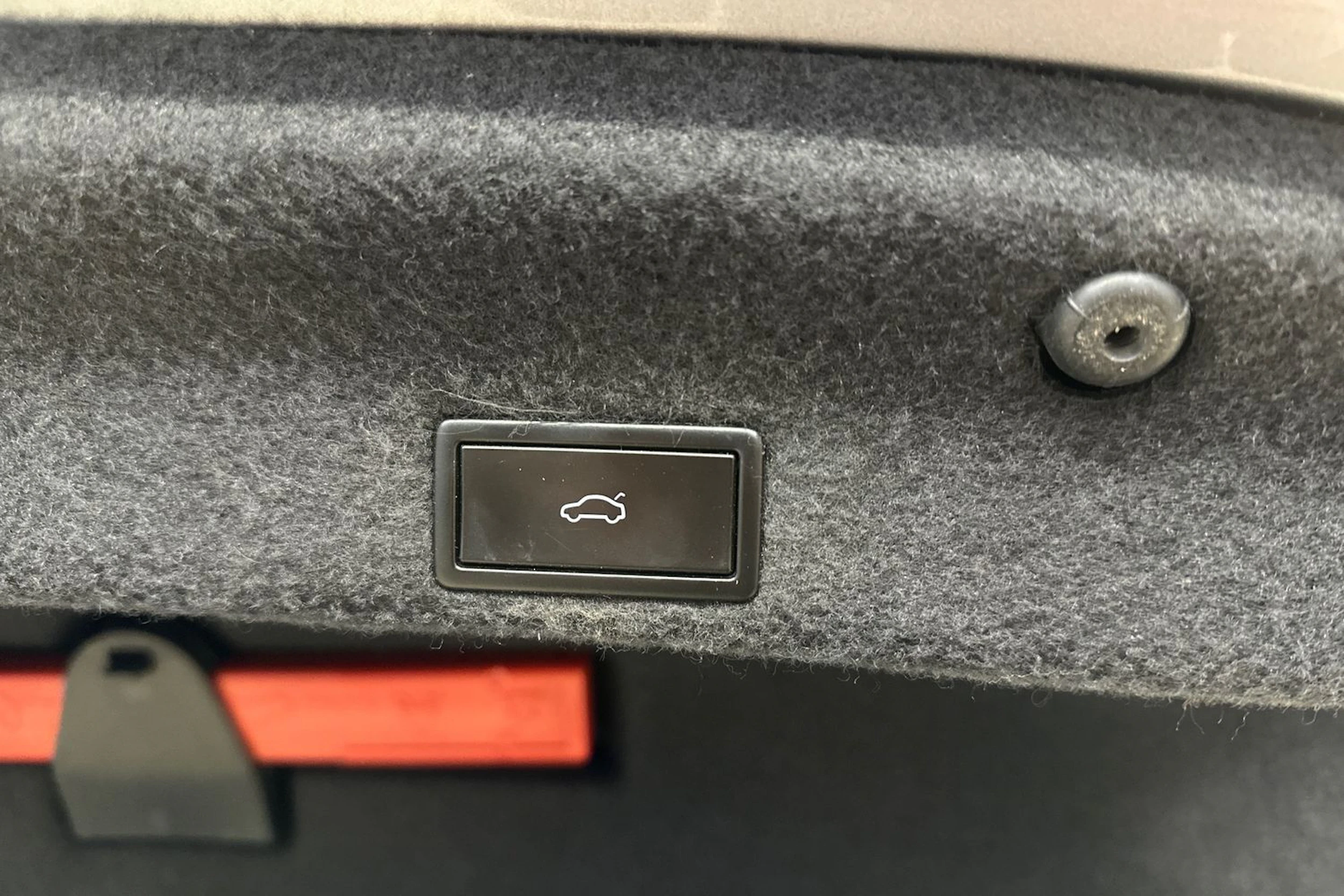 sininen Volkswagen Passat 2019 kuva 26.