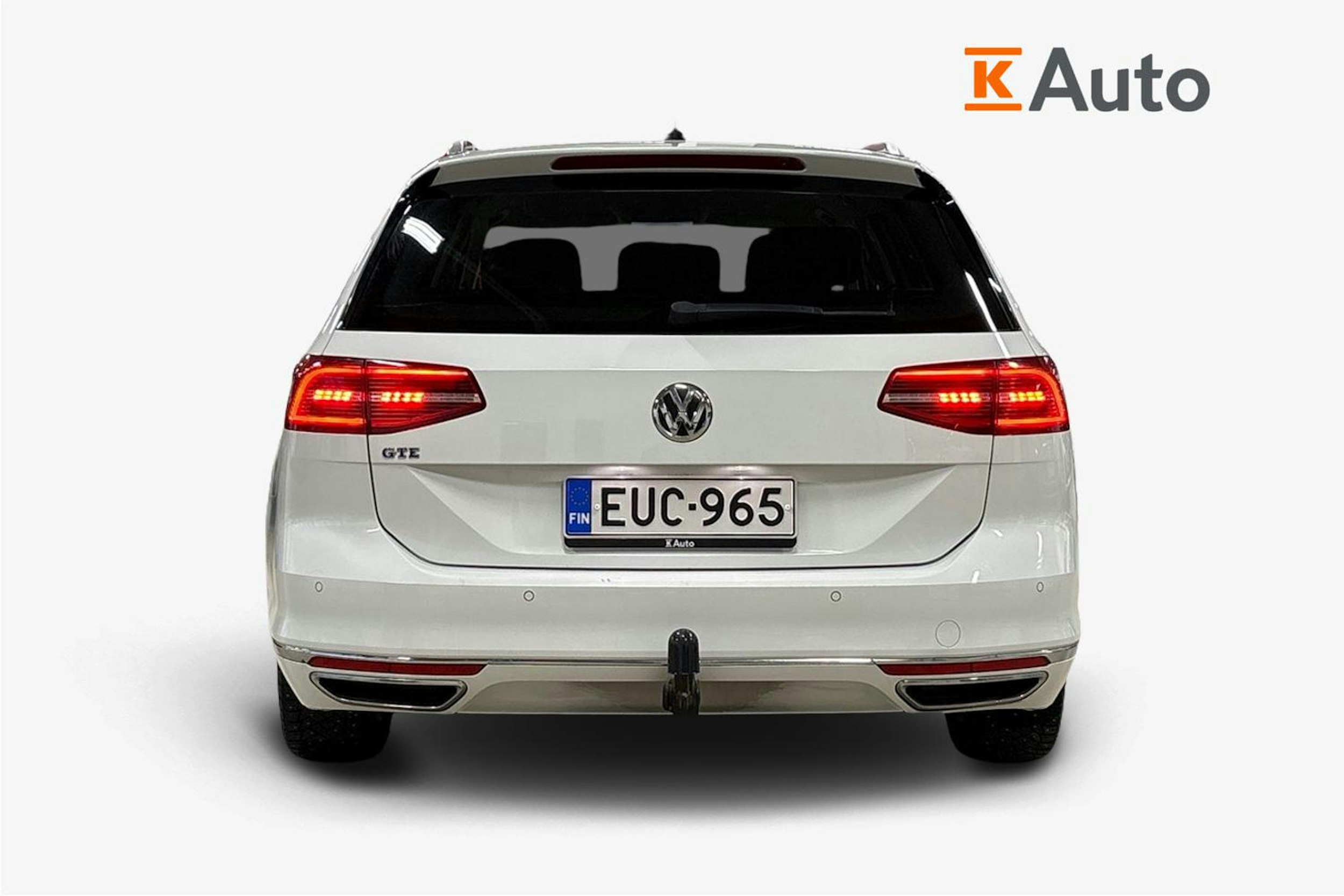 Valkoinen Volkswagen PASSAT 2019 kuva 3.