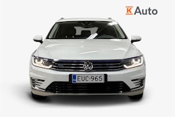 Valkoinen Volkswagen PASSAT 2019 kuva 5.