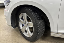 Valkoinen Volkswagen PASSAT 2019 kuva 13.