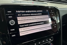 Valkoinen Volkswagen PASSAT 2019 kuva 22.