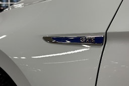 Valkoinen Volkswagen PASSAT 2019 kuva 35.